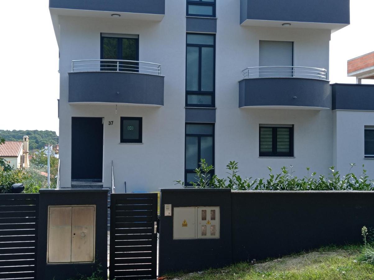 Studio Apartment With Pool PUY Exterior foto