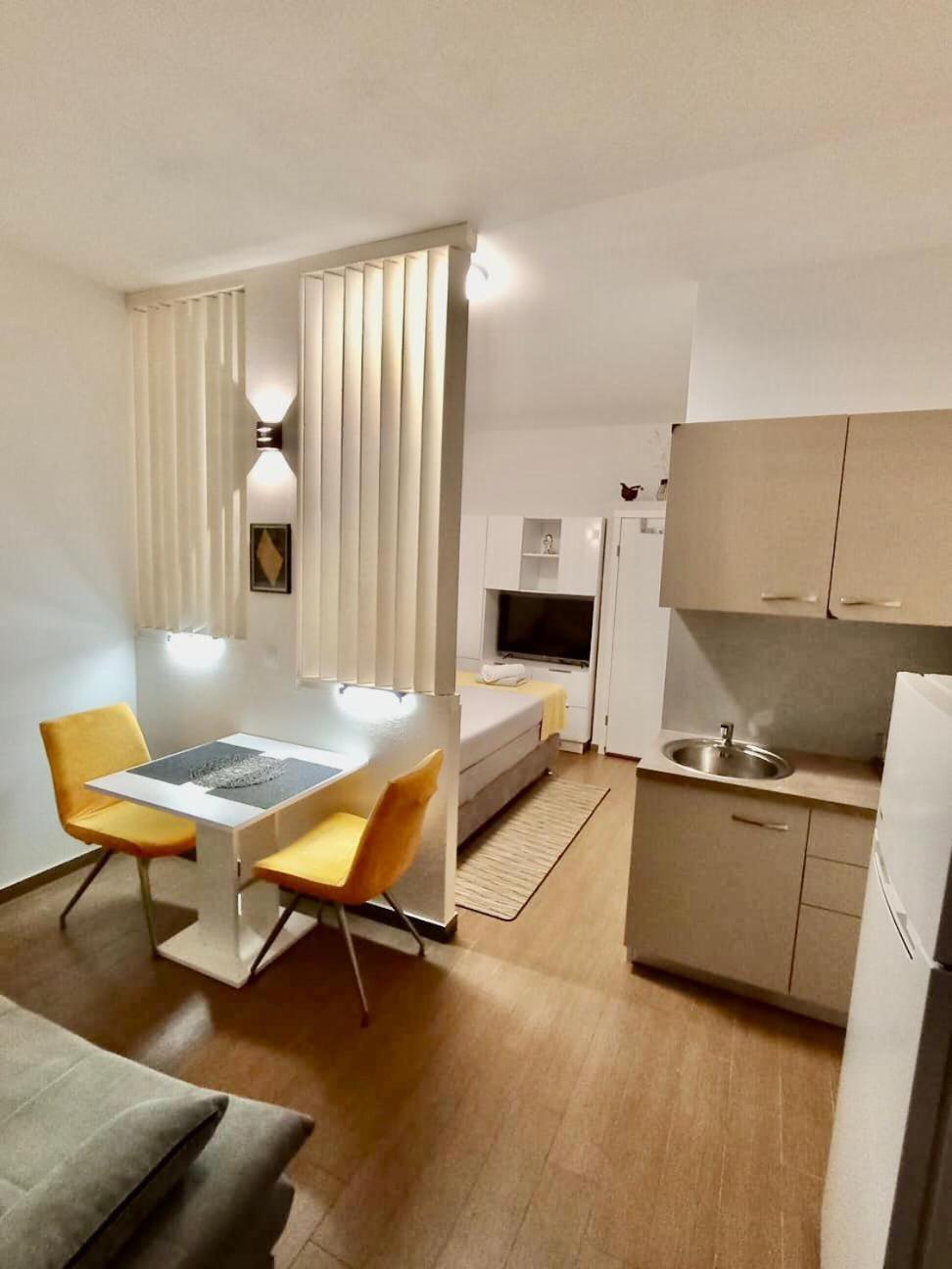 Studio Apartment With Pool PUY Exterior foto